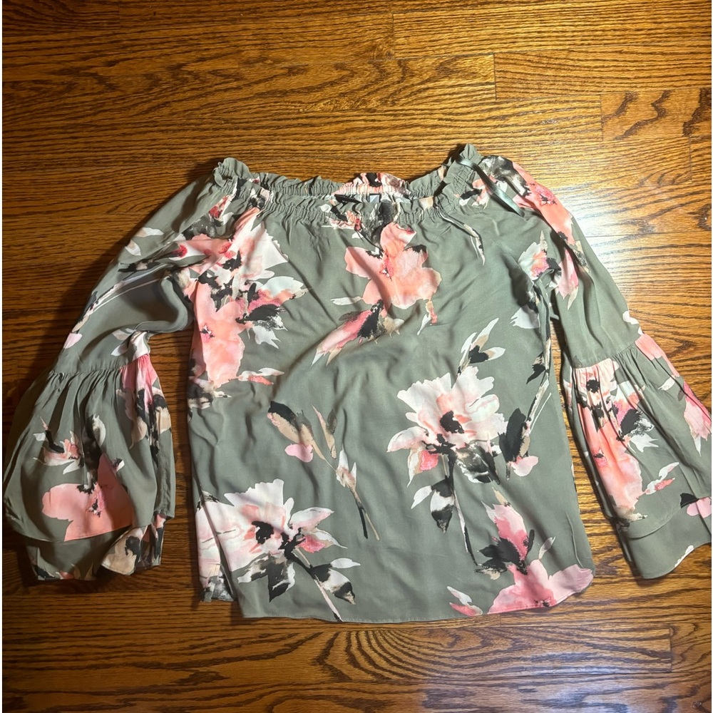 WHBM blouse size XS